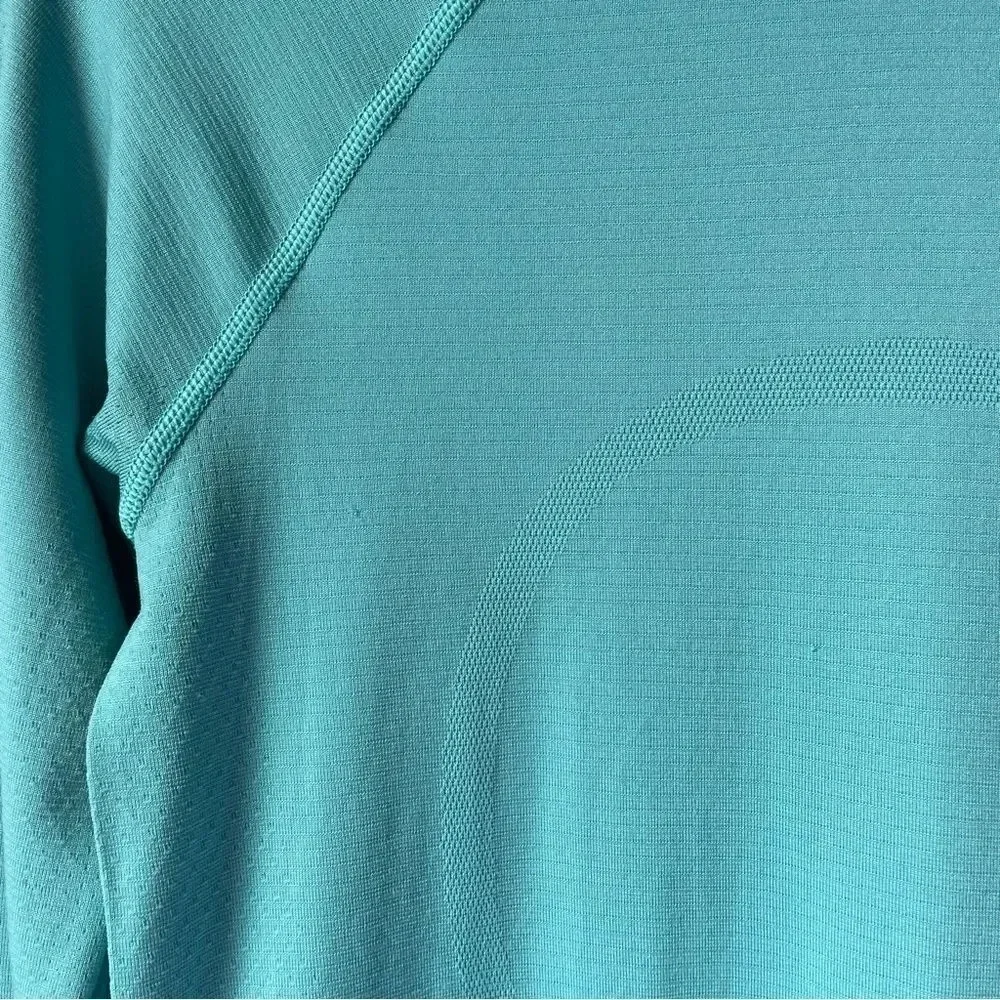 Lululemon run swiftly tech break new  ground turtleneck long‎ sleeve top 2 rare - Picture 12 of 12